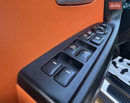 Білий Кіа Sportage, об'ємом двигуна 2 л та пробігом 223 тис. км за 14950 $, фото 100 на Automoto.ua