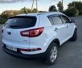 Білий Кіа Sportage, об'ємом двигуна 2 л та пробігом 156 тис. км за 13700 $, фото 4 на Automoto.ua