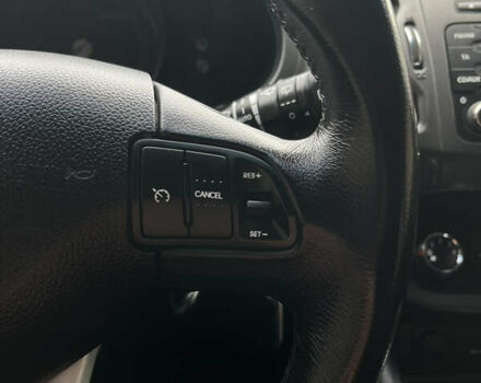 Кіа Sportage 2013 у Запоріжжя на Automoto.ua Білий Кіа Sportage, об'ємом двигуна 1.7 л та пробігом 163 тис. км за 12850 $, фото 65 на Automoto.ua