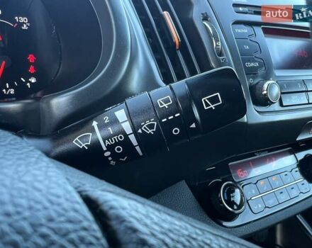 Білий Кіа Sportage, об'ємом двигуна 2 л та пробігом 223 тис. км за 14950 $, фото 89 на Automoto.ua