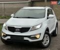 Білий Кіа Sportage, об'ємом двигуна 2 л та пробігом 158 тис. км за 12300 $, фото 5 на Automoto.ua