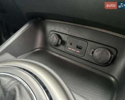 Білий Кіа Sportage, об'ємом двигуна 2 л та пробігом 158 тис. км за 12300 $, фото 32 на Automoto.ua