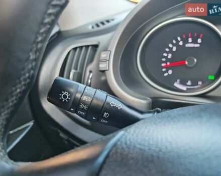 Белый Киа Sportage, объемом двигателя 0 л и пробегом 195 тыс. км за 15300 $, фото 17 на Automoto.ua
