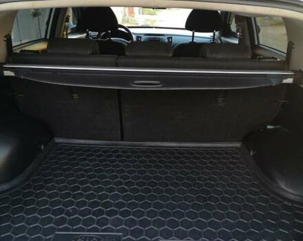 Білий Кіа Sportage, об'ємом двигуна 2 л та пробігом 198 тис. км за 12900 $, фото 24 на Automoto.ua