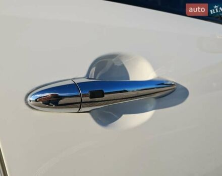 Белый Киа Sportage, объемом двигателя 0 л и пробегом 195 тыс. км за 15300 $, фото 40 на Automoto.ua