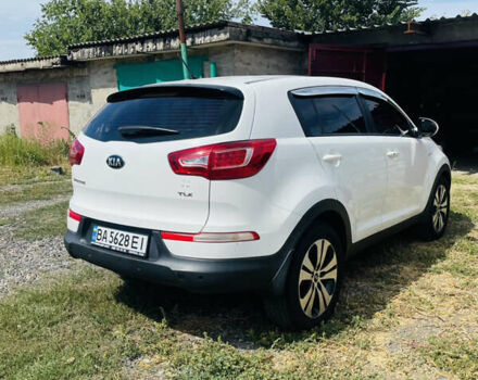 Белый Киа Sportage, объемом двигателя 2 л и пробегом 205 тыс. км за 16000 $, фото 5 на Automoto.ua