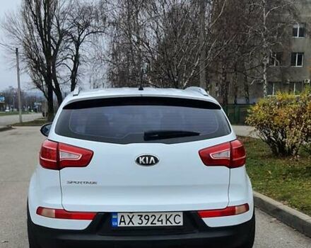 Білий Кіа Sportage, об'ємом двигуна 2 л та пробігом 102 тис. км за 14700 $, фото 5 на Automoto.ua
