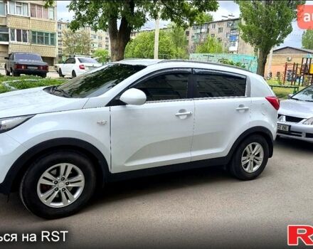 Киа Sportage 2013 в Харькове на Automoto.ua Белый Киа Sportage, объемом двигателя 1.7 л и пробегом 190 тыс. км за 12500 $, фото 1 на Automoto.ua