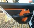 Білий Кіа Sportage, об'ємом двигуна 2 л та пробігом 223 тис. км за 14950 $, фото 102 на Automoto.ua