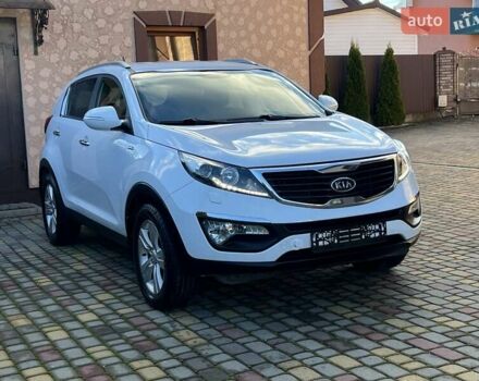 Білий Кіа Sportage, об'ємом двигуна 2 л та пробігом 223 тис. км за 14950 $, фото 5 на Automoto.ua
