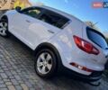 Білий Кіа Sportage, об'ємом двигуна 2 л та пробігом 223 тис. км за 14950 $, фото 52 на Automoto.ua