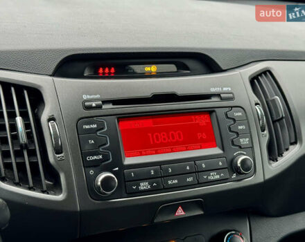 Белый Киа Sportage, объемом двигателя 1.6 л и пробегом 206 тыс. км за 11750 $, фото 23 на Automoto.ua