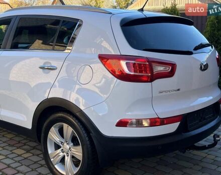 Білий Кіа Sportage, об'ємом двигуна 2 л та пробігом 223 тис. км за 14950 $, фото 56 на Automoto.ua