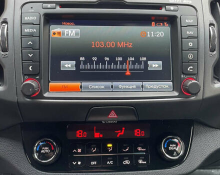 Білий Кіа Sportage, об'ємом двигуна 2 л та пробігом 234 тис. км за 13950 $, фото 16 на Automoto.ua