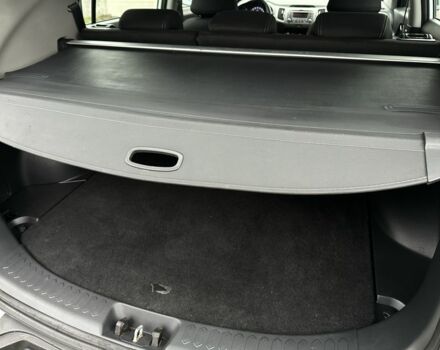 Білий Кіа Sportage, об'ємом двигуна 2 л та пробігом 121 тис. км за 12300 $, фото 23 на Automoto.ua