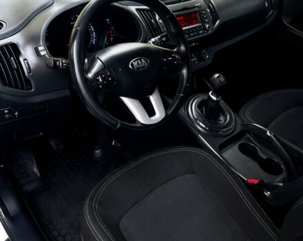 Кіа Sportage 2013 у Запоріжжя на Automoto.ua Білий Кіа Sportage, об'ємом двигуна 1.7 л та пробігом 163 тис. км за 12850 $, фото 61 на Automoto.ua