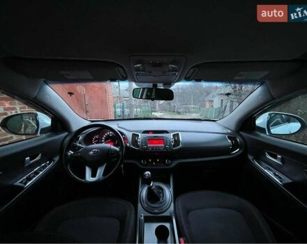 Белый Киа Sportage, объемом двигателя 1.69 л и пробегом 168 тыс. км за 12000 $, фото 2 на Automoto.ua