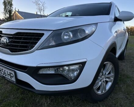 Білий Кіа Sportage, об'ємом двигуна 1.7 л та пробігом 223 тис. км за 12500 $, фото 7 на Automoto.ua