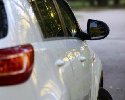 Білий Кіа Sportage, об'ємом двигуна 2 л та пробігом 198 тис. км за 12900 $, фото 2 на Automoto.ua