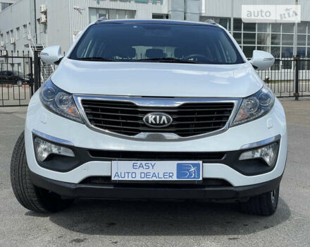 Білий Кіа Sportage, об'ємом двигуна 2 л та пробігом 191 тис. км за 16490 $, фото 1 на Automoto.ua