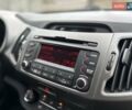 Білий Кіа Sportage, об'ємом двигуна 2 л та пробігом 158 тис. км за 12300 $, фото 34 на Automoto.ua