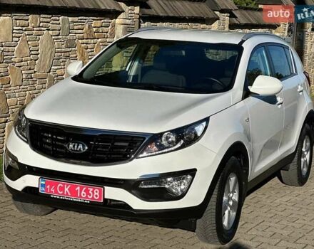Білий Кіа Sportage, об'ємом двигуна 1.59 л та пробігом 219 тис. км за 12900 $, фото 485 на Automoto.ua
