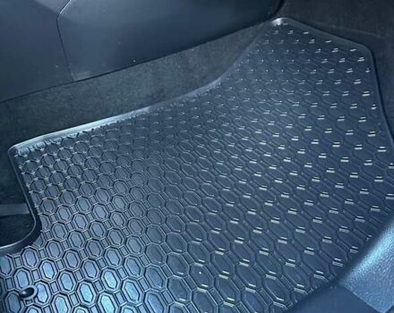 Білий Кіа Sportage, об'ємом двигуна 1.59 л та пробігом 219 тис. км за 12900 $, фото 56 на Automoto.ua