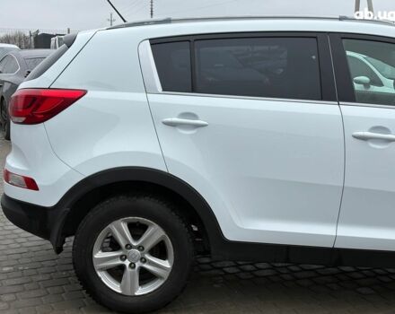 Белый Киа Sportage, объемом двигателя 2 л и пробегом 127 тыс. км за 14690 $, фото 5 на Automoto.ua