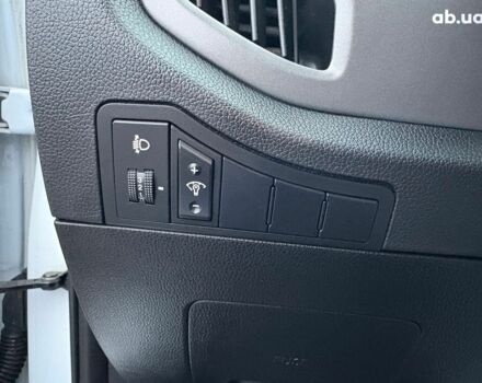 Белый Киа Sportage, объемом двигателя 2 л и пробегом 127 тыс. км за 14690 $, фото 19 на Automoto.ua