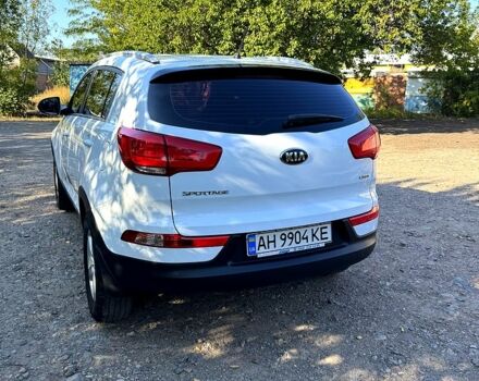 Белый Киа Sportage, объемом двигателя 1.7 л и пробегом 95 тыс. км за 13800 $, фото 4 на Automoto.ua