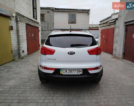 Белый Киа Sportage, объемом двигателя 2 л и пробегом 194 тыс. км за 11900 $, фото 9 на Automoto.ua