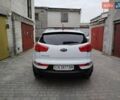Белый Киа Sportage, объемом двигателя 2 л и пробегом 194 тыс. км за 11900 $, фото 9 на Automoto.ua