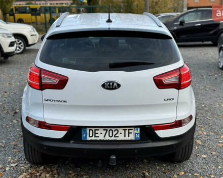 Белый Киа Sportage, объемом двигателя 1.7 л и пробегом 219 тыс. км за 12999 $, фото 8 на Automoto.ua