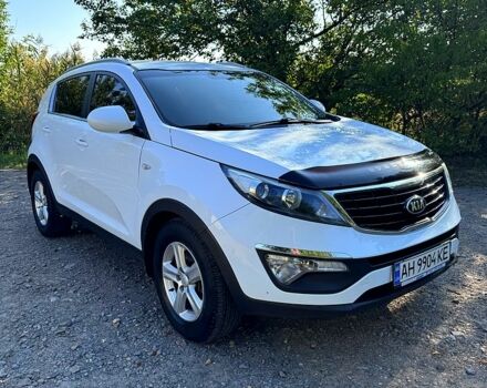 Белый Киа Sportage, объемом двигателя 1.7 л и пробегом 95 тыс. км за 13800 $, фото 1 на Automoto.ua