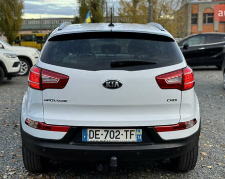 Белый Киа Sportage, объемом двигателя 1.7 л и пробегом 219 тыс. км за 12999 $, фото 7 на Automoto.ua