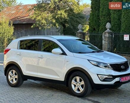 Білий Кіа Sportage, об'ємом двигуна 1.59 л та пробігом 219 тис. км за 12900 $, фото 9 на Automoto.ua