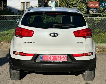 Білий Кіа Sportage, об'ємом двигуна 1.59 л та пробігом 219 тис. км за 12900 $, фото 17 на Automoto.ua