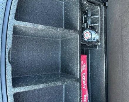 Білий Кіа Sportage, об'ємом двигуна 1.59 л та пробігом 219 тис. км за 12900 $, фото 359 на Automoto.ua