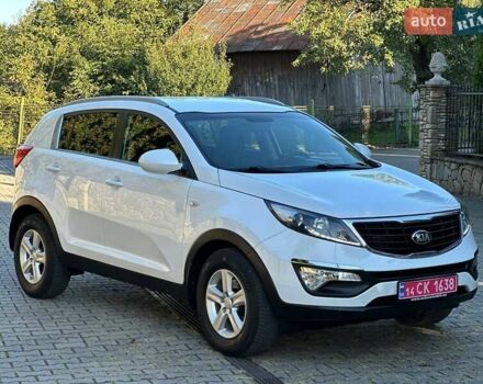Білий Кіа Sportage, об'ємом двигуна 1.59 л та пробігом 219 тис. км за 12900 $, фото 14 на Automoto.ua