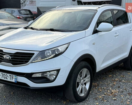 Белый Киа Sportage, объемом двигателя 1.7 л и пробегом 219 тыс. км за 12999 $, фото 4 на Automoto.ua