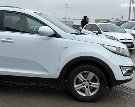 Белый Киа Sportage, объемом двигателя 2 л и пробегом 127 тыс. км за 14690 $, фото 3 на Automoto.ua