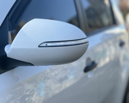 Білий Кіа Sportage, об'ємом двигуна 2 л та пробігом 229 тис. км за 13750 $, фото 11 на Automoto.ua