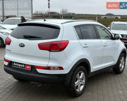 Белый Киа Sportage, объемом двигателя 2 л и пробегом 127 тыс. км за 14690 $, фото 6 на Automoto.ua