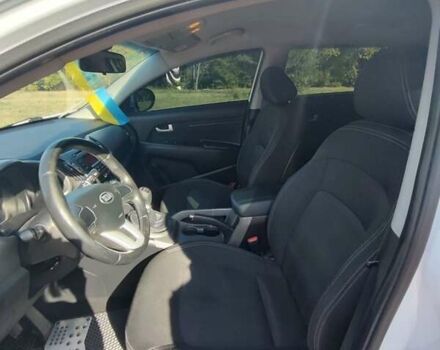 Белый Киа Sportage, объемом двигателя 1.7 л и пробегом 243 тыс. км за 13200 $, фото 21 на Automoto.ua
