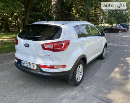 Білий Кіа Sportage, об'ємом двигуна 1.7 л та пробігом 97 тис. км за 13900 $, фото 1 на Automoto.ua