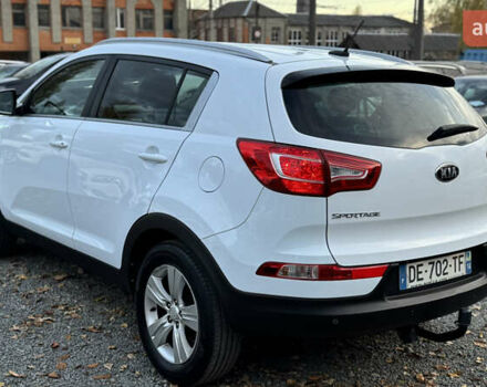 Белый Киа Sportage, объемом двигателя 1.7 л и пробегом 219 тыс. км за 12999 $, фото 6 на Automoto.ua