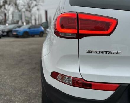 Белый Киа Sportage, объемом двигателя 1.6 л и пробегом 171 тыс. км за 13800 $, фото 10 на Automoto.ua