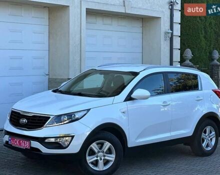 Білий Кіа Sportage, об'ємом двигуна 1.59 л та пробігом 219 тис. км за 12900 $, фото 11 на Automoto.ua