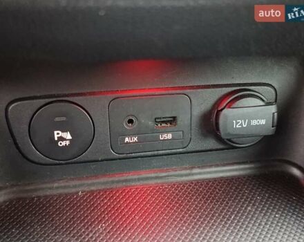 Білий Кіа Sportage, об'ємом двигуна 1.69 л та пробігом 230 тис. км за 14440 $, фото 62 на Automoto.ua