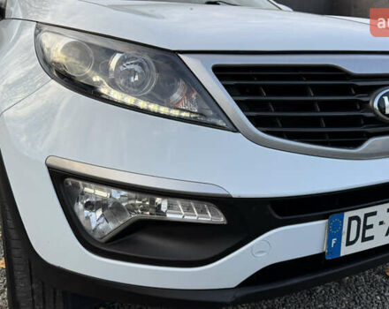 Белый Киа Sportage, объемом двигателя 1.7 л и пробегом 219 тыс. км за 12999 $, фото 21 на Automoto.ua